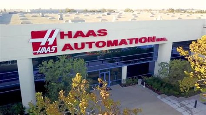 American company accused of violating sanctions, doing business with Russian arms industry