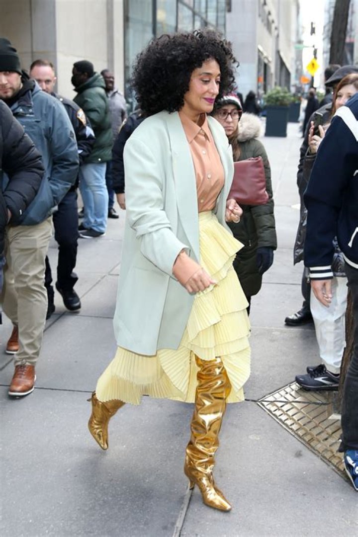 Tracee Ellis Ross's Big Booty Unveiled